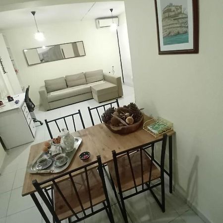 Stella'S Jasmine Apartment เทสซาโลนิกิ ภายนอก รูปภาพ